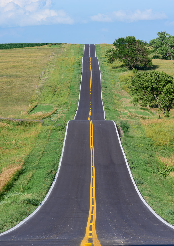 Rolling to the horizon.